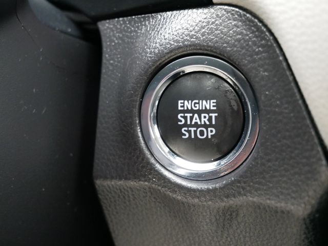 Thumbnail: 2025 Toyota RAV4 - 27