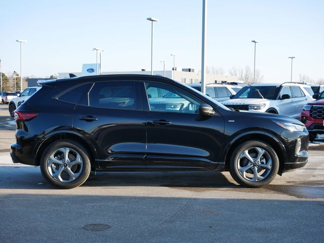 Thumbnail: 2023 Ford Escape - 20