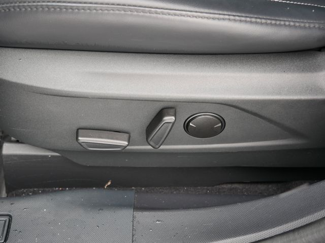 Thumbnail: 2022 Ford Mustang Mach-E - 22