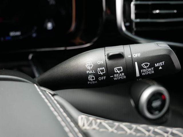 Thumbnail: 2024 Jeep Grand Wagoneer L - 27