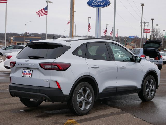 Thumbnail: 2025 Ford Escape - 18