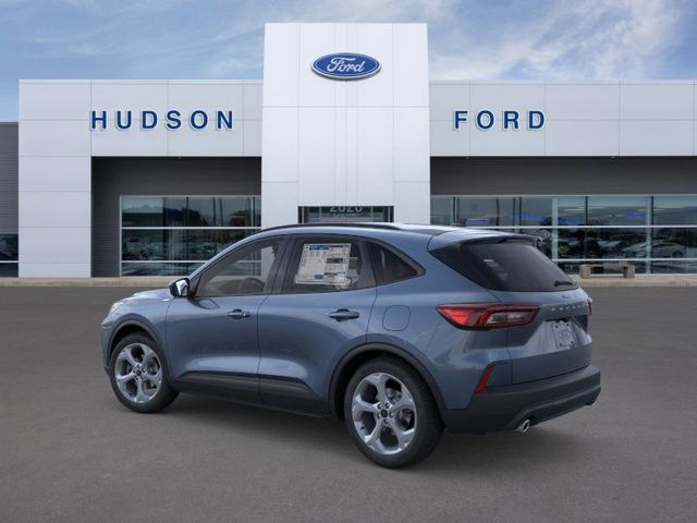 Thumbnail: 2025 Ford Escape - 4