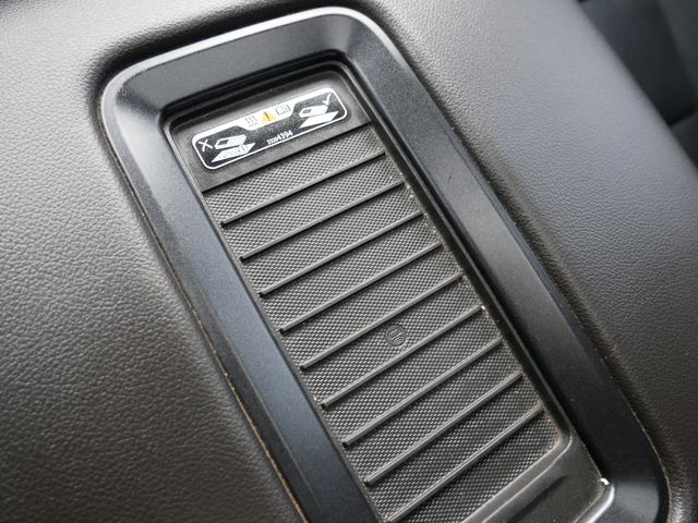 Thumbnail: 2017 Chevrolet Silverado 3500 - 17