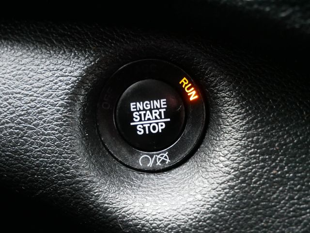 Thumbnail: 2017 Jeep Cherokee - 26