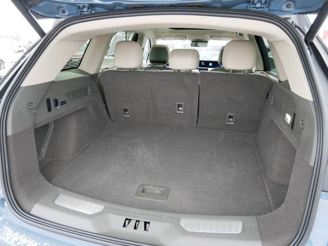 Thumbnail: 2025 Lincoln Nautilus - 4