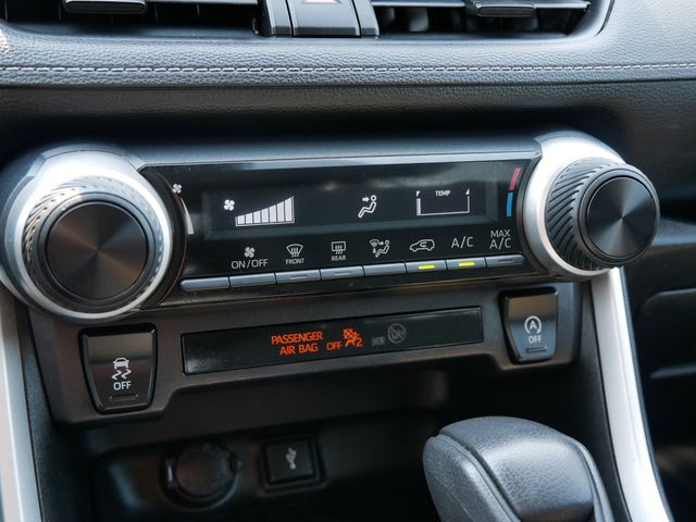 Thumbnail: 2021 Toyota RAV4 - 10