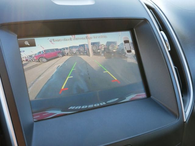 Thumbnail: 2015 Ford Edge - 28