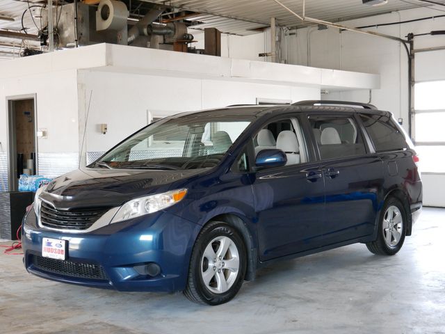 2011 Toyota Sienna LE -
                  Hudson, WI
