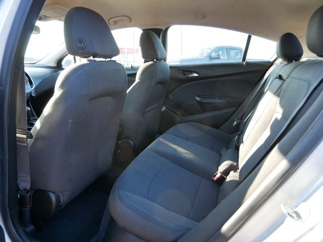 Thumbnail: 2018 Chevrolet Cruze - 5