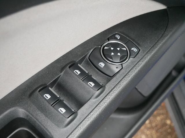 Thumbnail: 2013 Ford Fusion - 22