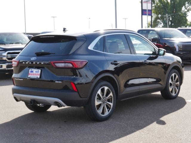 Thumbnail: 2023 Ford Escape - 20