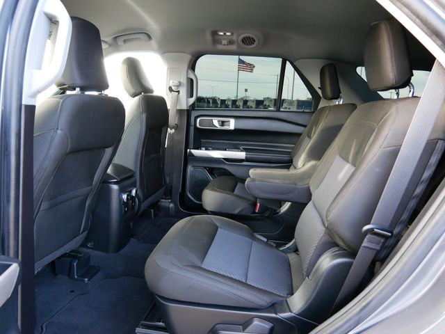 Thumbnail: 2022 Ford Explorer - 5