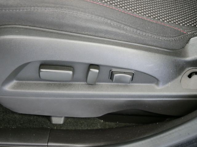Thumbnail: 2013 Chevrolet Equinox - 15