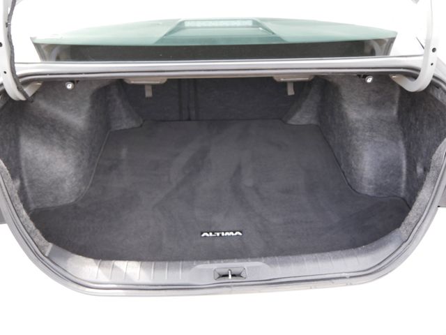 Thumbnail: 2023 Nissan Altima - 5