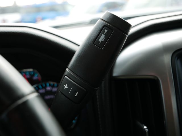 Thumbnail: 2017 Chevrolet Silverado 3500 - 32