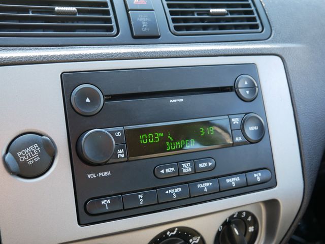 Thumbnail: 2007 Ford Focus - 9