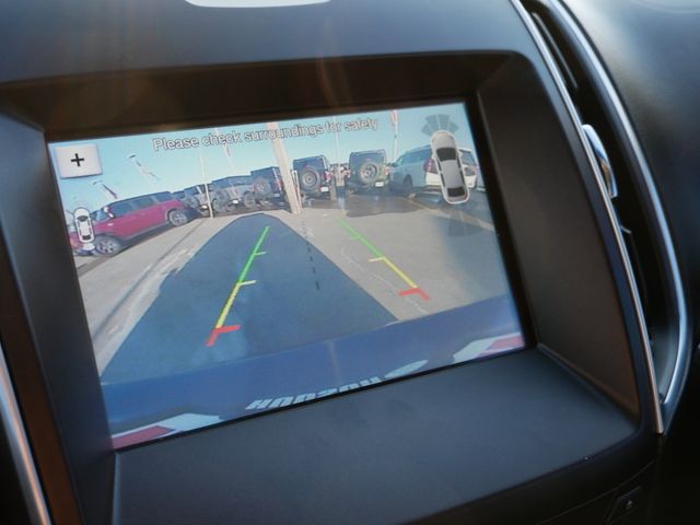 Thumbnail: 2016 Ford Edge - 30