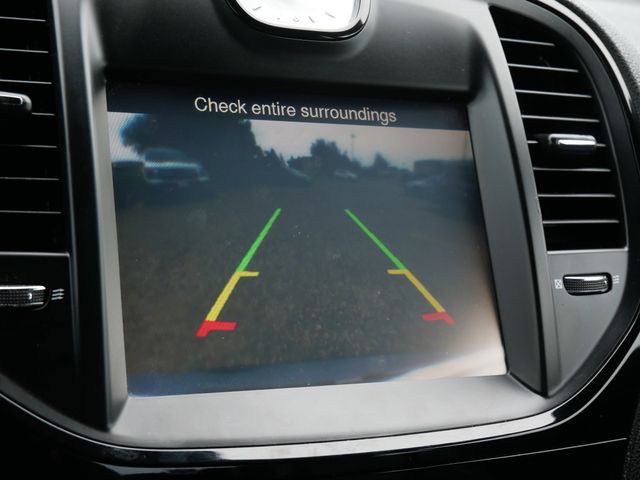 Thumbnail: 2014 Chrysler 300 - 27