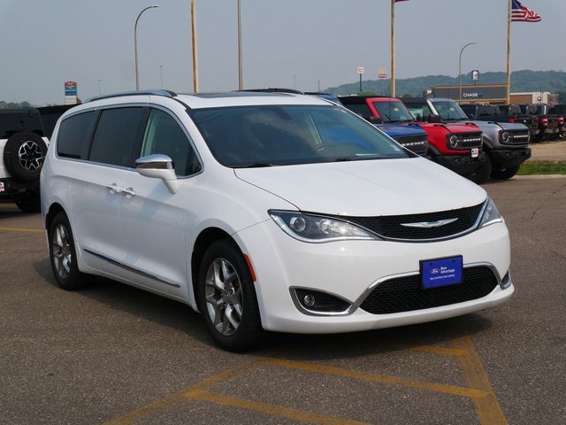 Thumbnail: 2018 Chrysler Pacifica - 19