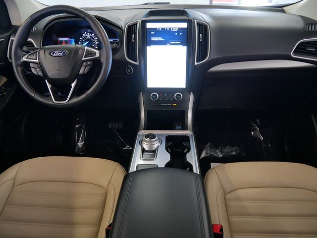 Thumbnail: 2023 Ford Edge - 14