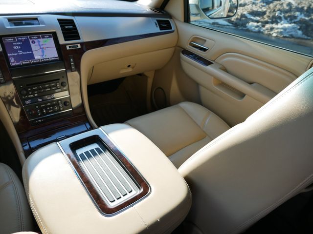 Thumbnail: 2014 Cadillac Escalade - 10