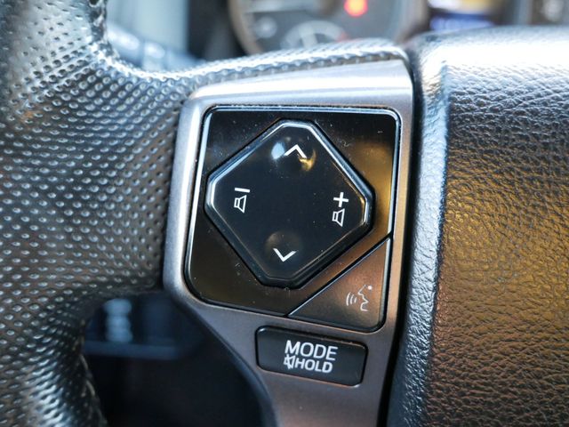 Thumbnail: 2022 Toyota Tacoma - 25