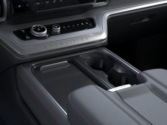 Thumbnail: 2026 Ford Expedition - 15