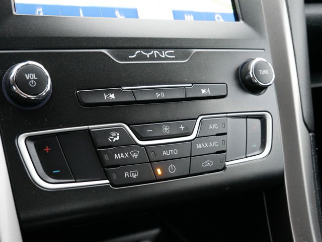 Thumbnail: 2020 Ford Fusion - 11