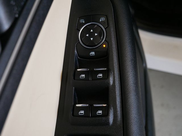 Thumbnail: 2023 Ford Edge - 16