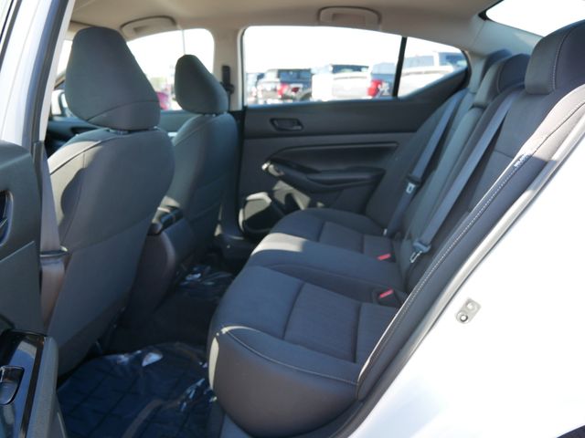 Thumbnail: 2023 Nissan Altima - 4