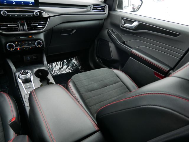 Thumbnail: 2022 Ford Escape - 11