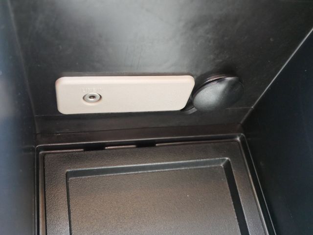 Thumbnail: 2010 Ford Edge - 15