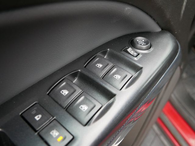 Thumbnail: 2015 Chevrolet Colorado - 22