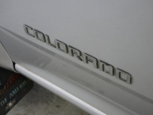Thumbnail: 2005 Chevrolet Colorado - 25