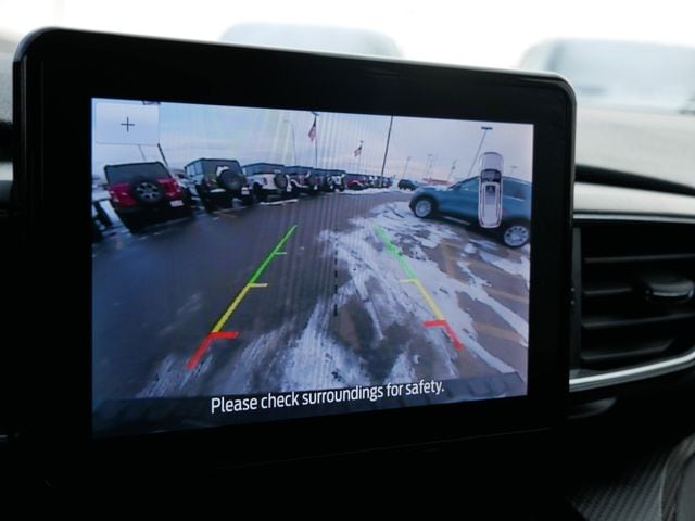 Thumbnail: 2023 Ford Explorer - 31