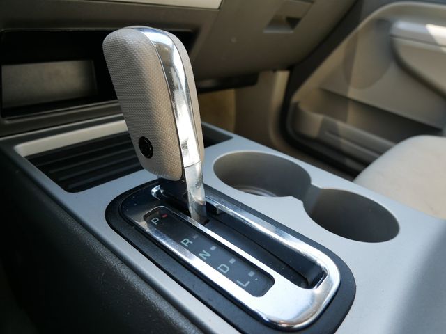 Thumbnail: 2010 Ford Edge - 13