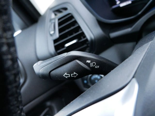 Thumbnail: 2016 Ford C-Max - 26