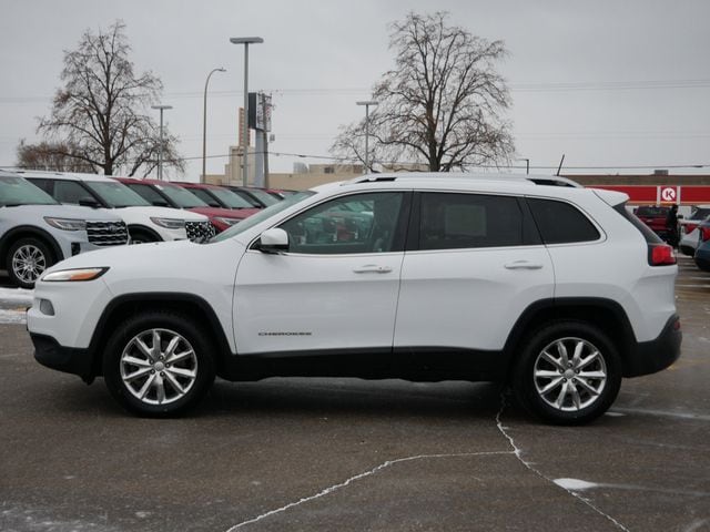 Thumbnail: 2017 Jeep Cherokee - 2