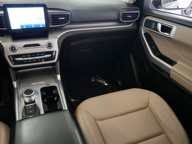 Thumbnail: 2023 Ford Explorer - 15