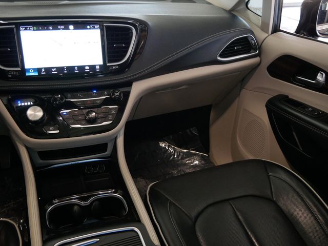 Thumbnail: 2023 Chrysler Pacifica - 14