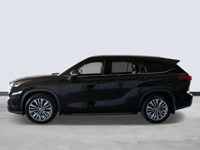 Thumbnail: 2020 Toyota Highlander - 2