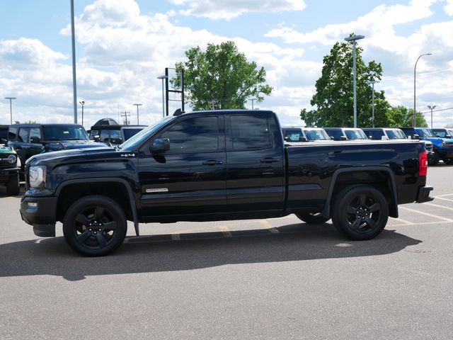 Thumbnail: 2017 GMC Sierra 1500 - 2