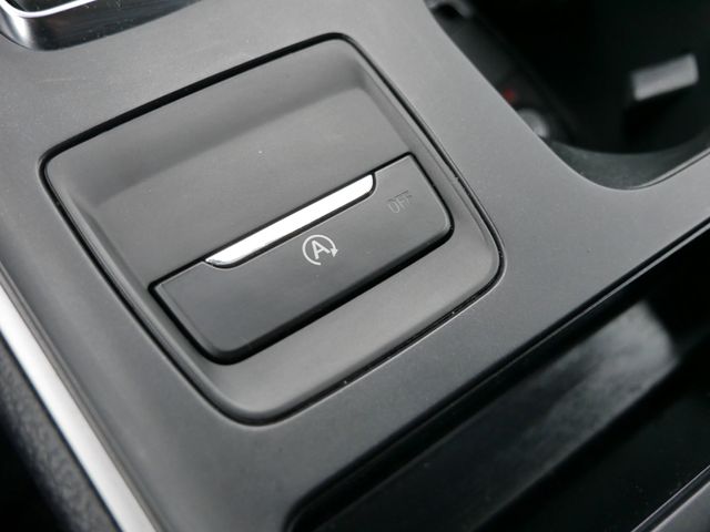 Thumbnail: 2024 Ford Edge - 32