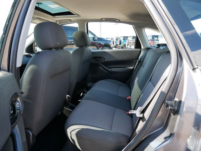 Thumbnail: 2007 Ford Focus - 4
