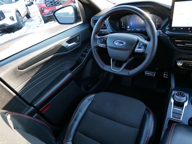 Thumbnail: 2023 Ford Escape - 7