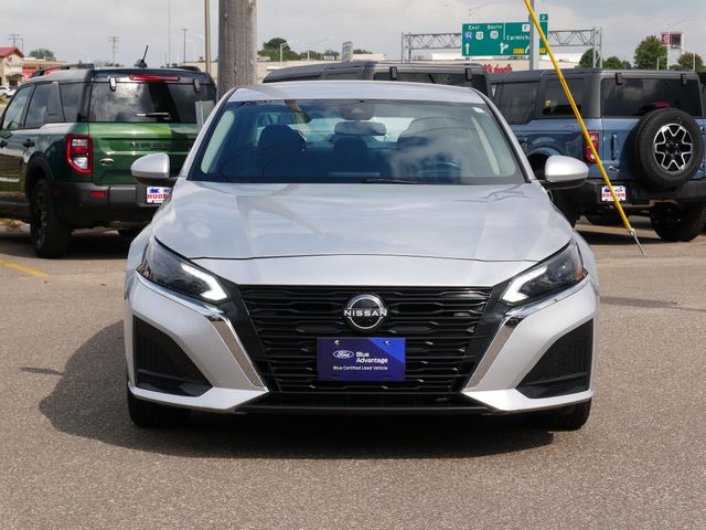 Thumbnail: 2023 Nissan Altima - 20