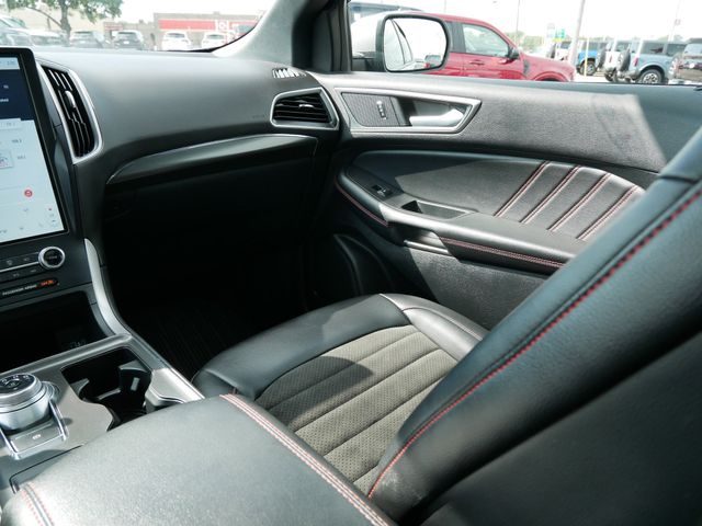 Thumbnail: 2024 Ford Edge - 10