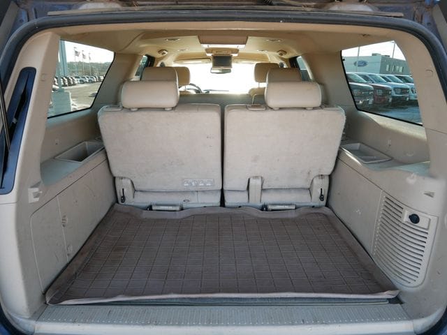 Thumbnail: 2012 Chevrolet Suburban - 4