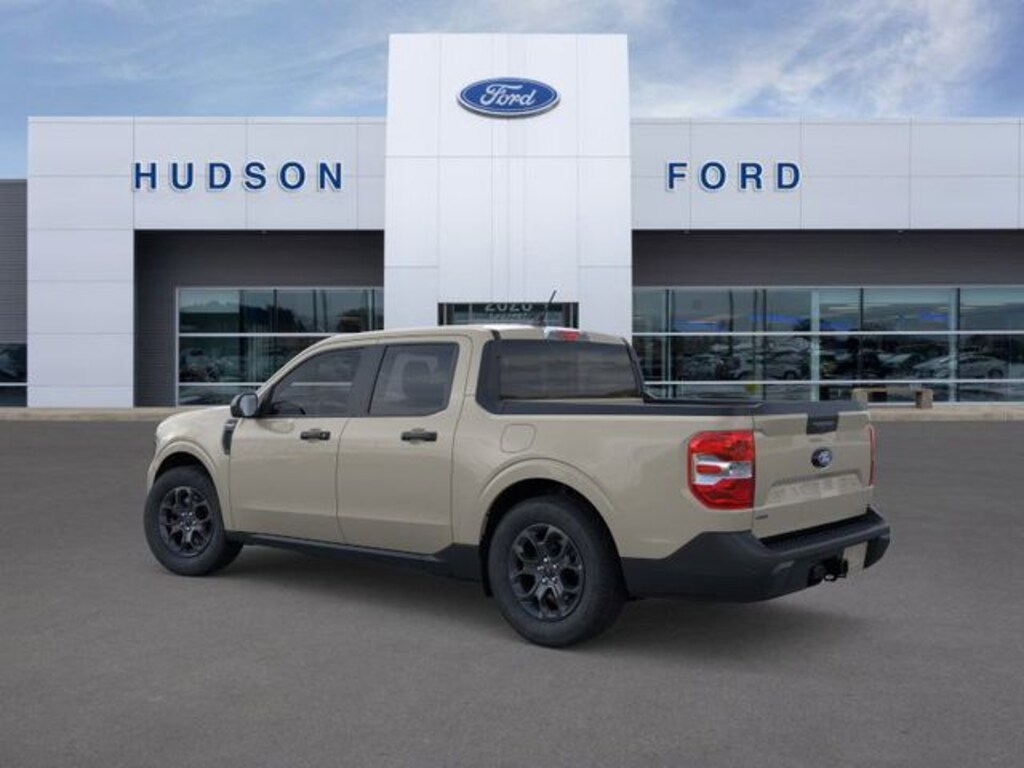 New 2025 Ford Maverick XLT Truck