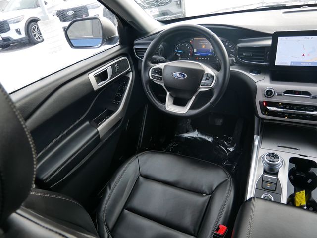 Thumbnail: 2023 Ford Explorer - 7